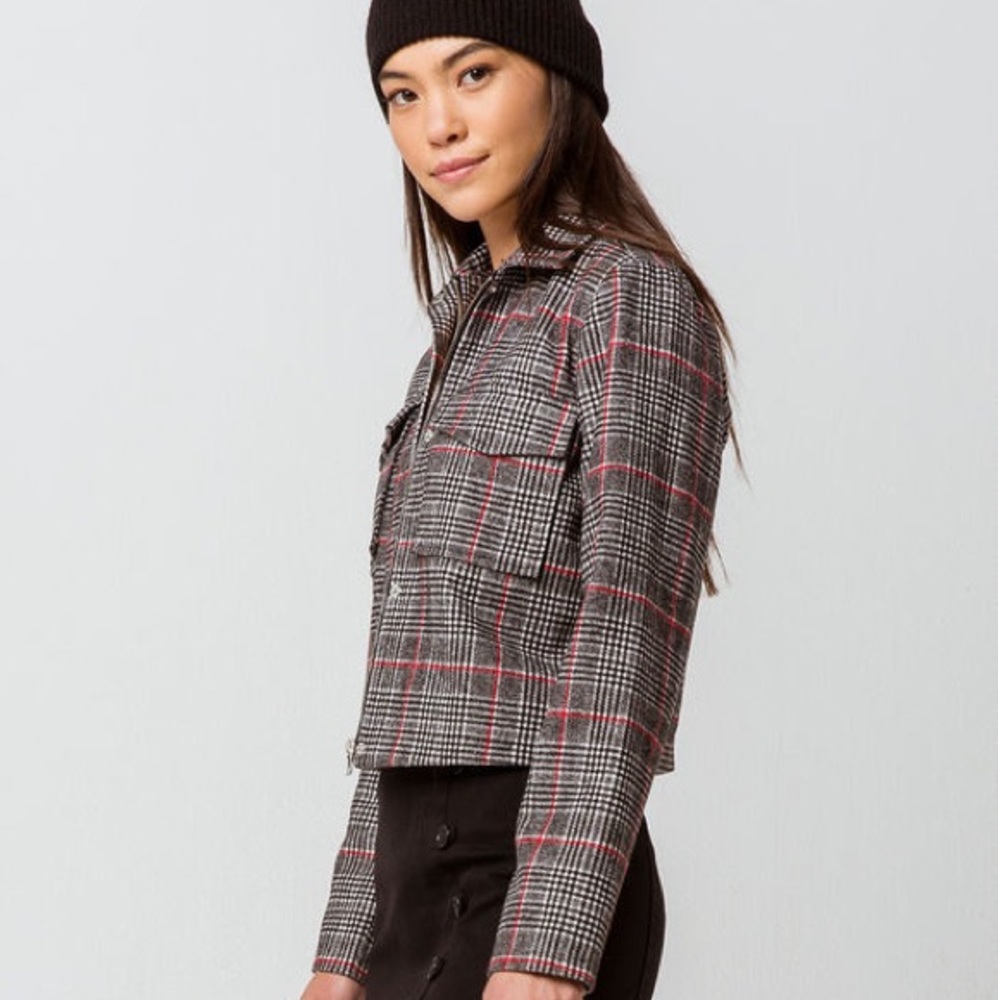 NWT Tilly's Skate Crop Plaid Jacket